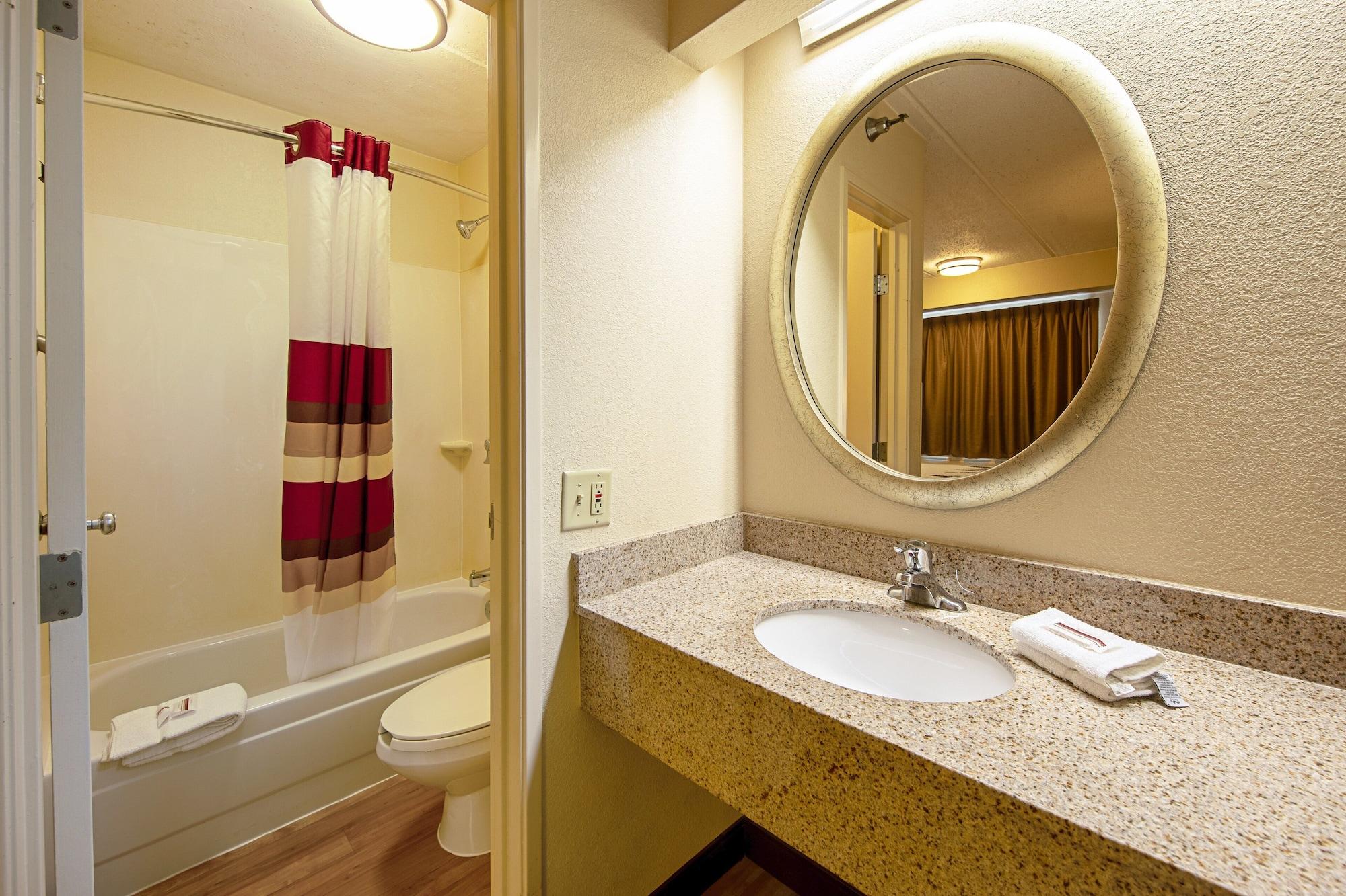 Red Roof Inn Johnson City Εξωτερικό φωτογραφία